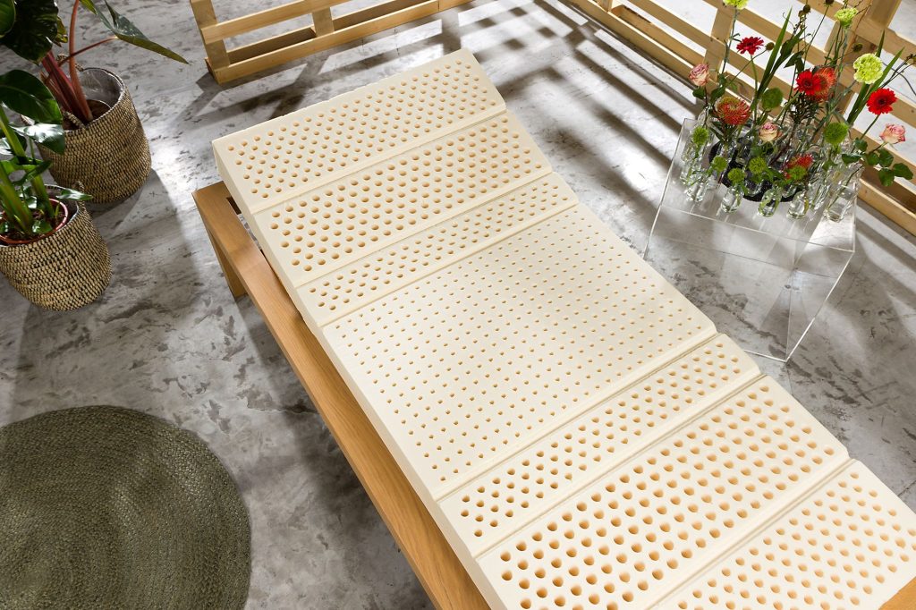 afrokoptiki 100 natural latex from high 7 zones 1